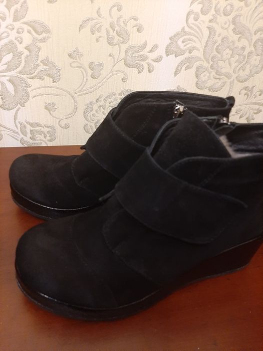 Новые зимние ботинки, размер 40