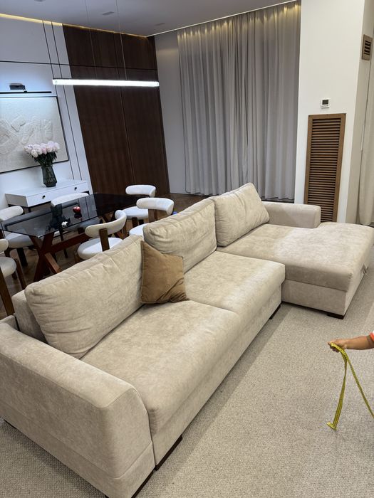 Продаётся большой диван Г-образной формы (б/у)