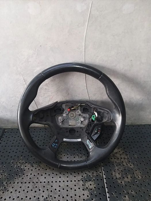 Volan piele in 4 spite cu comenzi ford focus 3 am513600ce