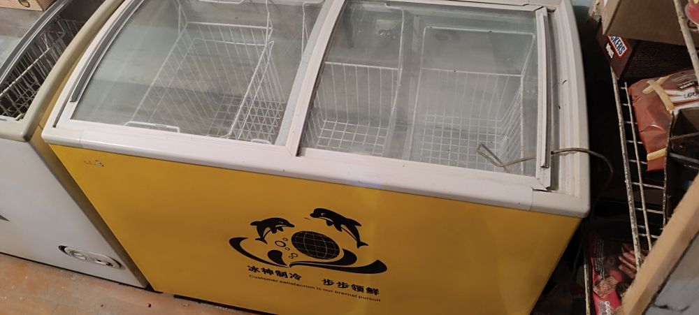 Продам холодильник