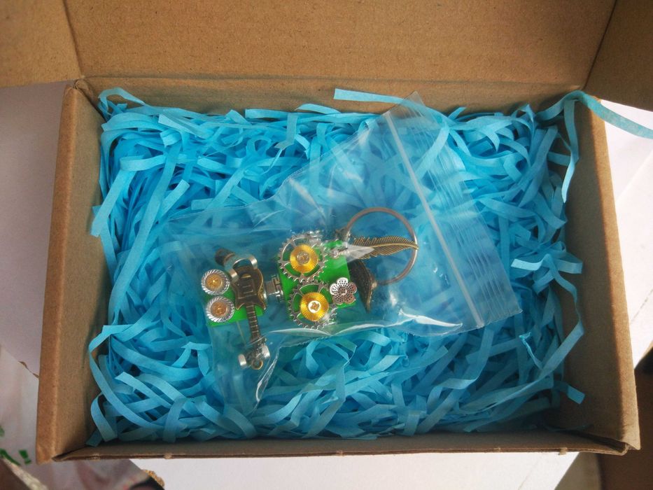 Сувенир брелок из дерева