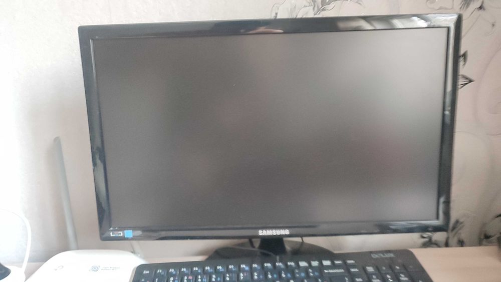 Компьютер со всей периферией