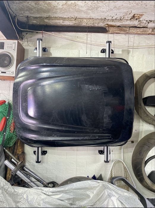 Продам кофр,стоял на камри 25