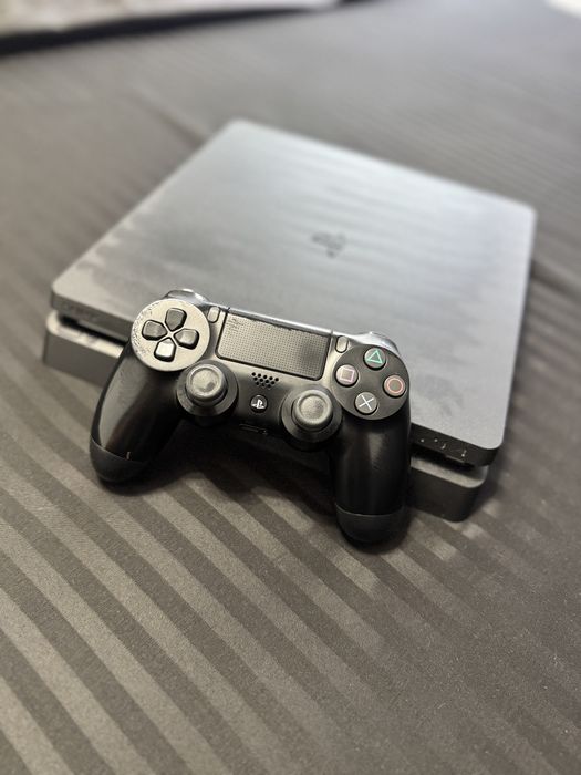 PlayStation 4 impecabil + Fc 26 + GTA 5