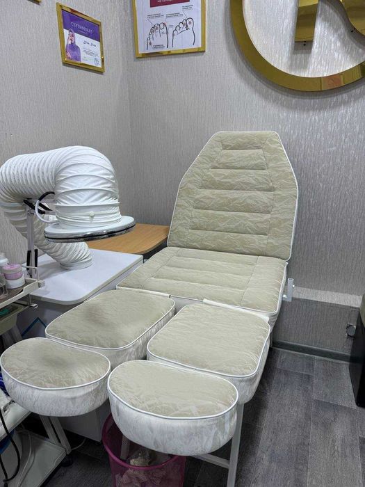 Kushetka chemodan 650.000 somdan  yana stul etajerka variant kop juda.