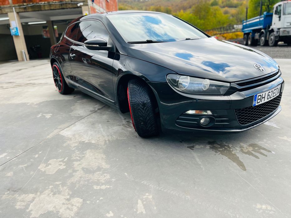 Vând Volkswagen Sirocco