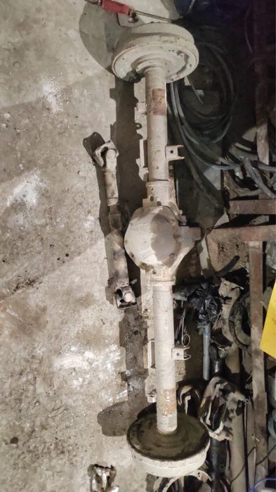 Продам задний мост