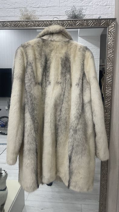 Продаю норковую шубу