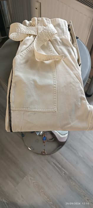 Дамски панталон размер М