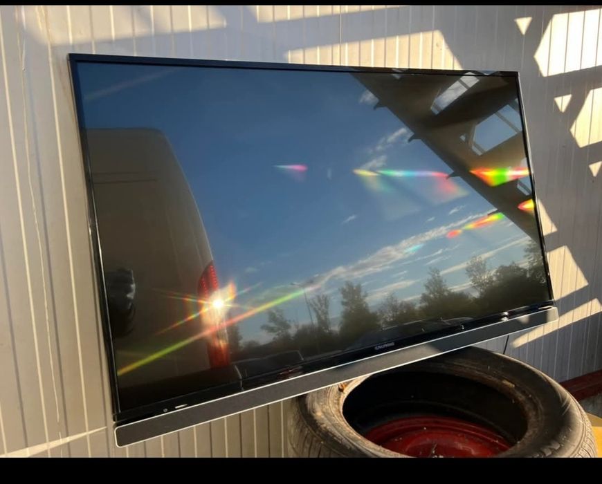 Смарт телевизор Grundig 49 инча