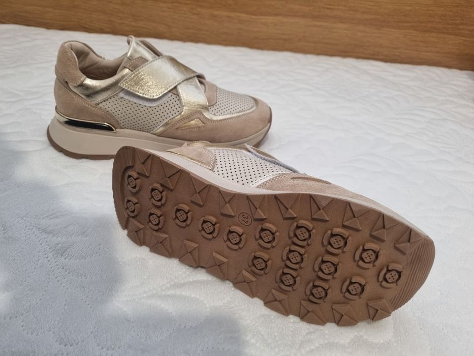 Спортни обувки естествена кожа 37 номер