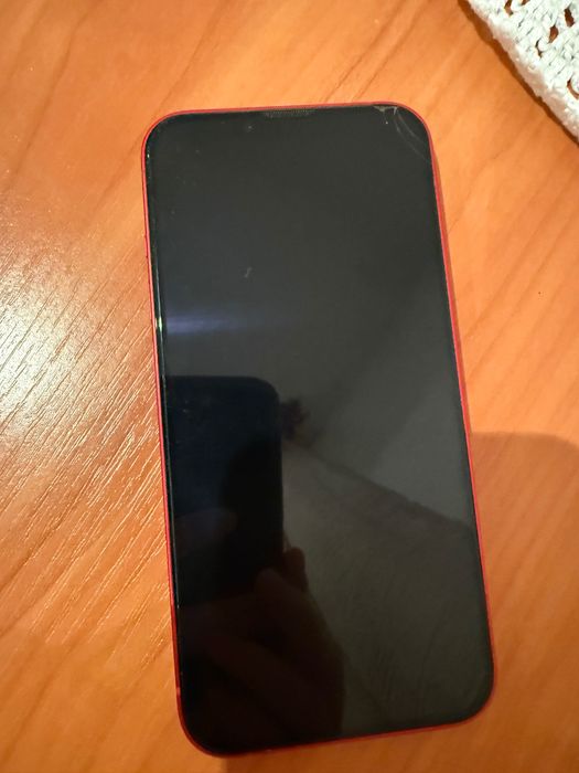 iPhone 13 много добро състояние