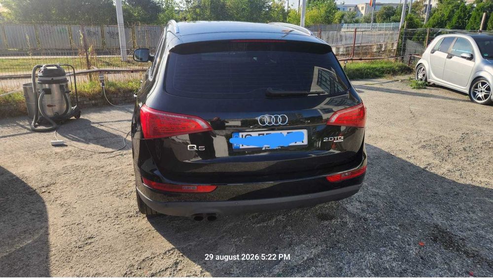 Vand  AUDI  Q5, 2011