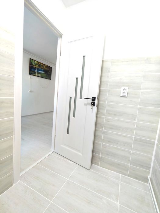 Vând garsonieră Brasov