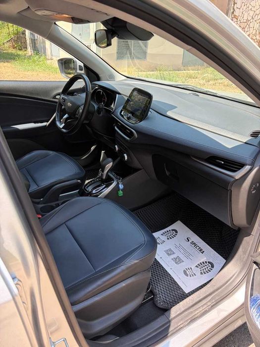 Продаю Chevrolet Tracker-2