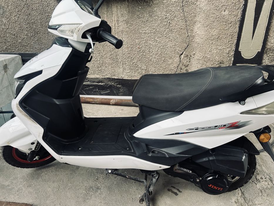 Мопед RKS Motor, модель Neon 125.