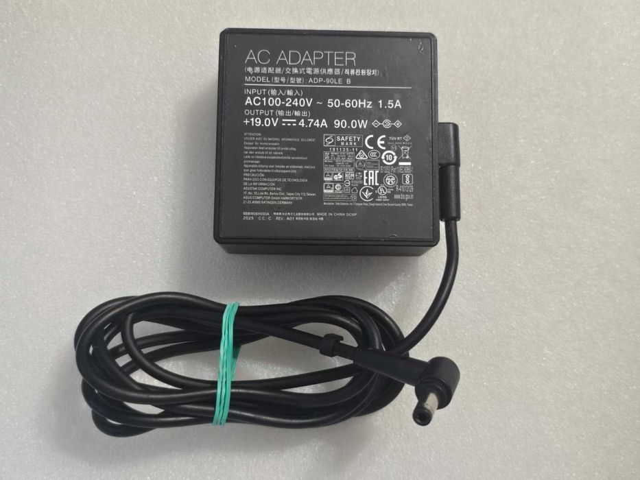 Încărcător Laptop Asus 19V 4.74A 90W ADP-90LE B - Mufă 5.5 x 2.5 mm