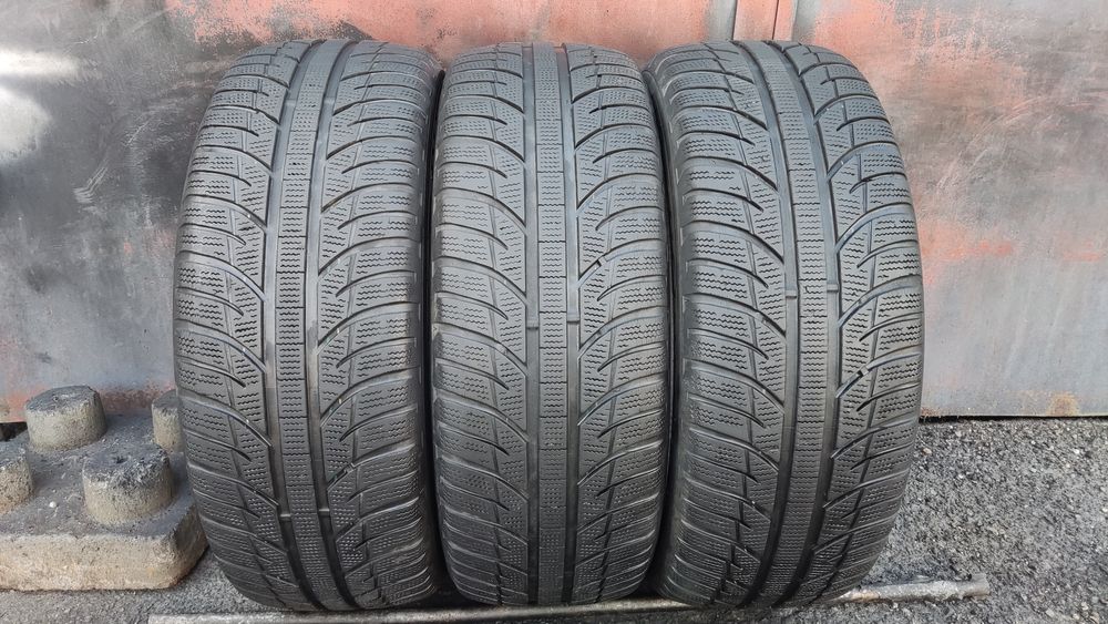 зимни гуми 205/55/16 Toyo Snowprox
6.6mm
Made in Japan
внос Австрия 
ц