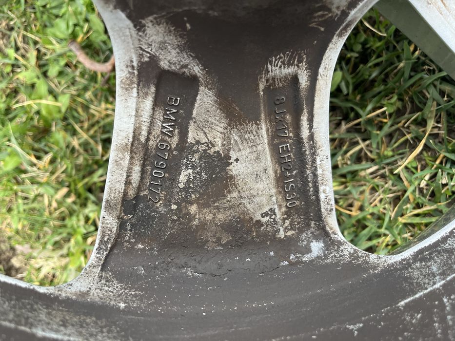 17” Джанти БМВ BMW Style 327 за F10 F11 F12 F30 e90 e91