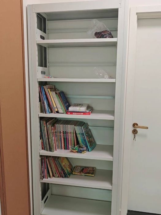 Полки для книг прочные | Mustahkam kitob tokchalari/ книжный шкаф