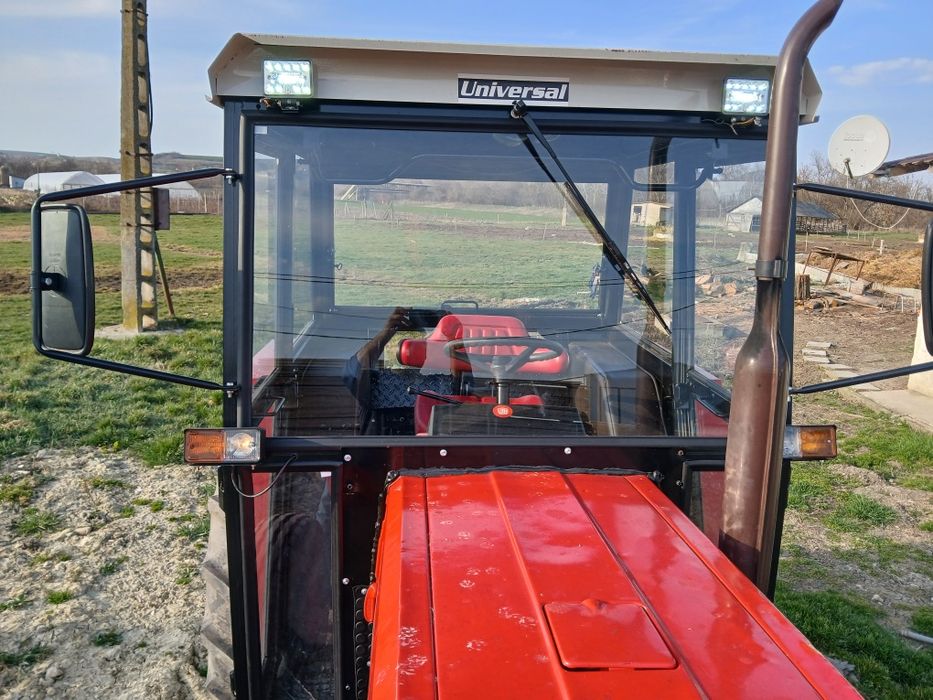 Tractor   U 445 nou