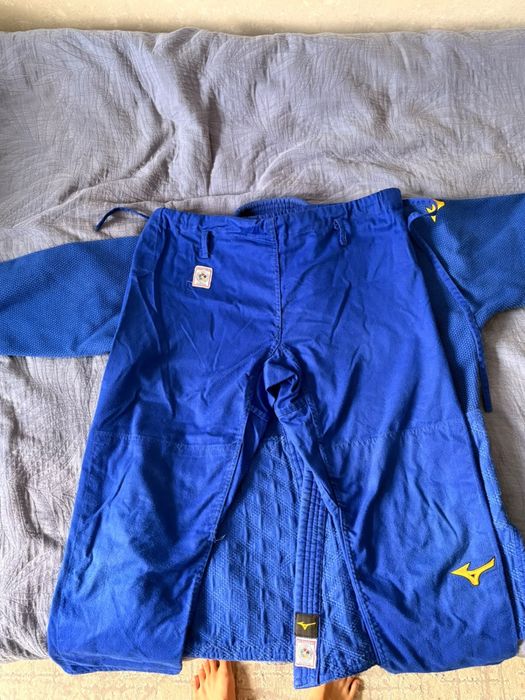 Продам кимоно для дзюдо