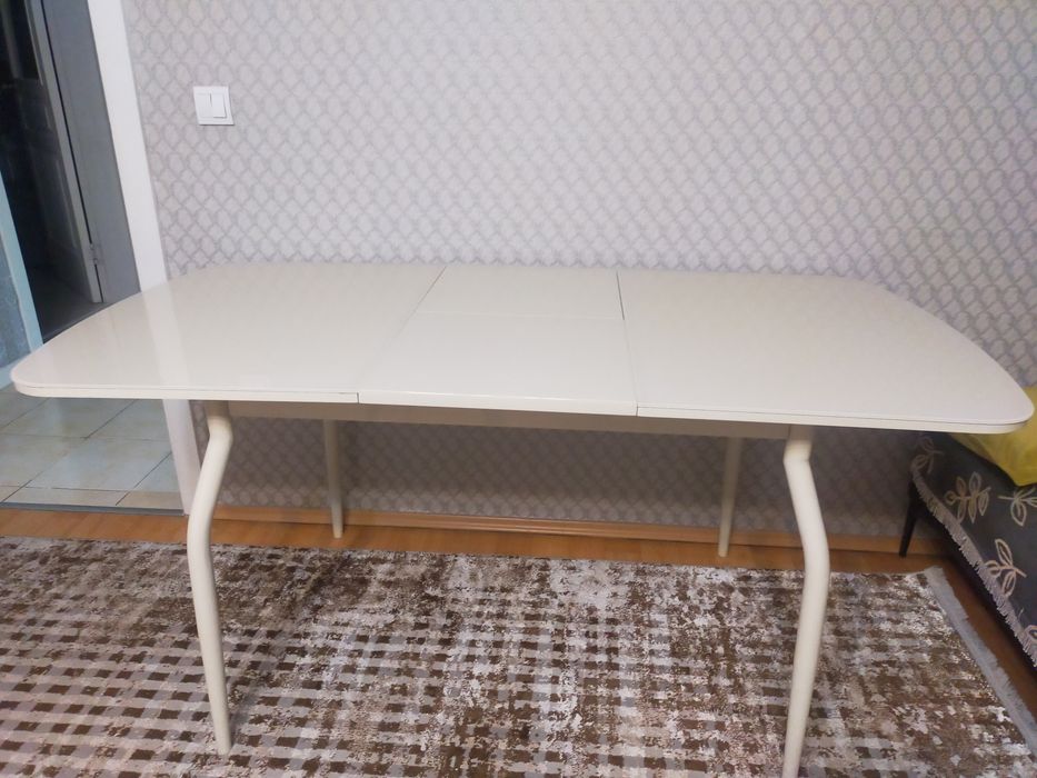 Кухонный раздвижной стол