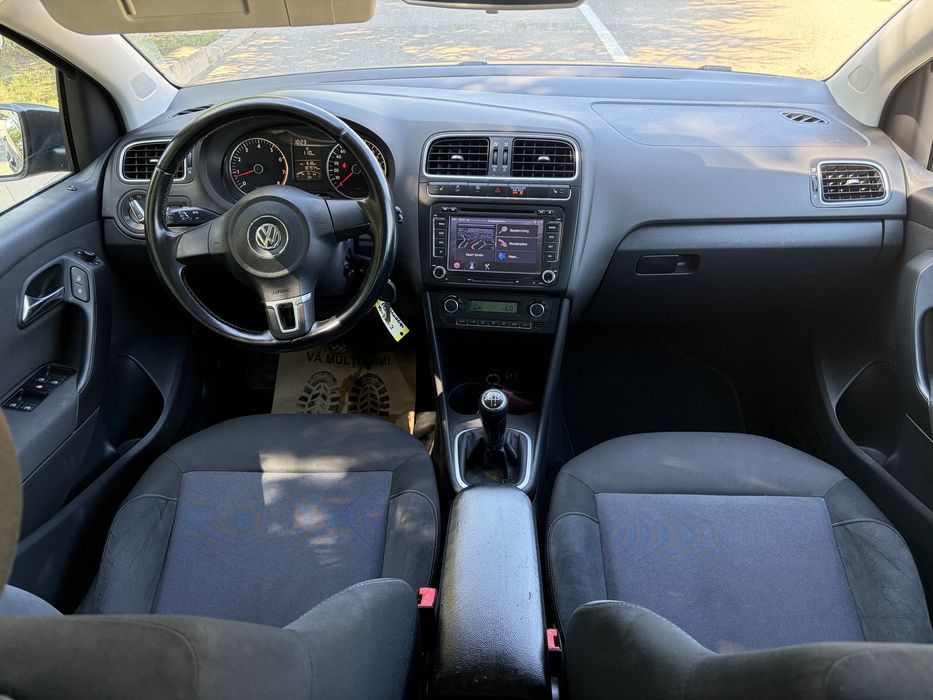 Volkswagen Polo 6R 1.4-16v  Benzină Highline-Bussines