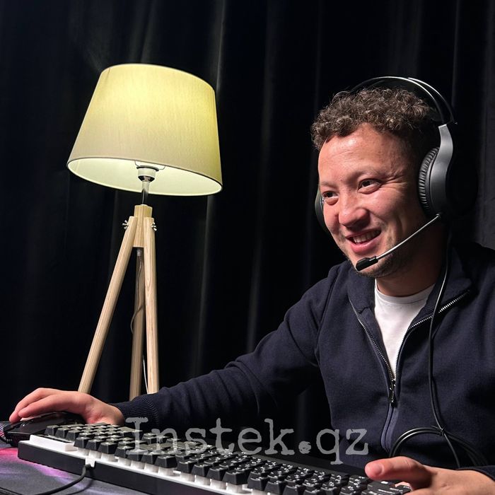 Игровая клавиатура,комбо наушник,мышка