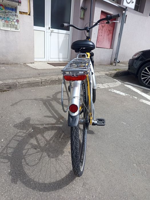 Bicicleta de oraș Leader