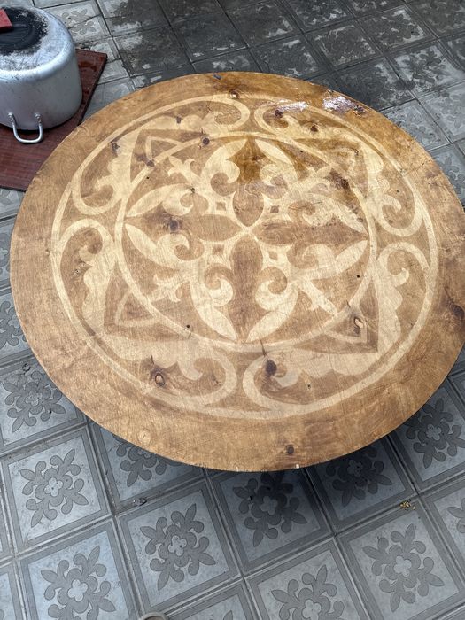 Продам казахский стол