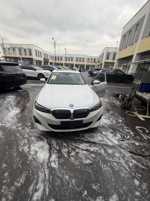 Bmw i3 yengi bez probeg zemchug