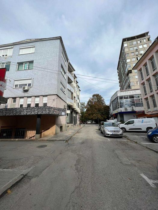 Заведение – Идеален център – 2818