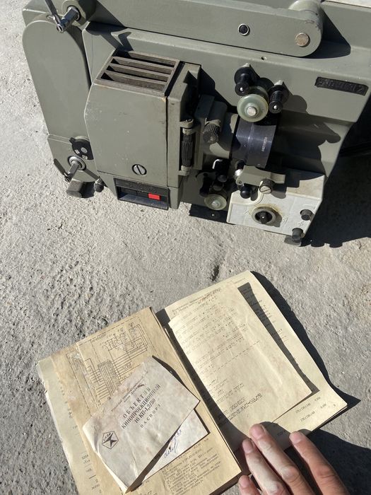 Кинопроектор Радуга 2 Киев 1981г.