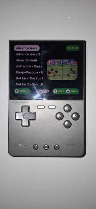 Consolă Retro Trimui Brick – Ca Nouă (GB -> PS1)