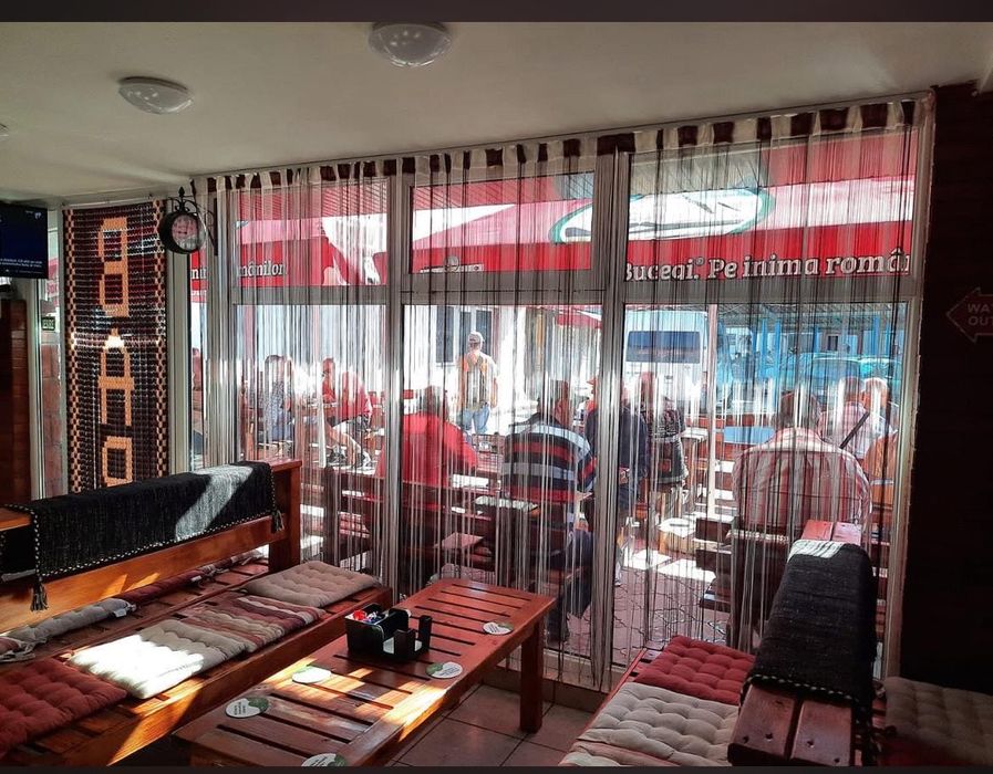 Spațiu comercial tip bar – parțial utilat, de vânzare