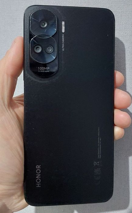 Продам Honor 90 Lite 5G, 8/256 ГБ