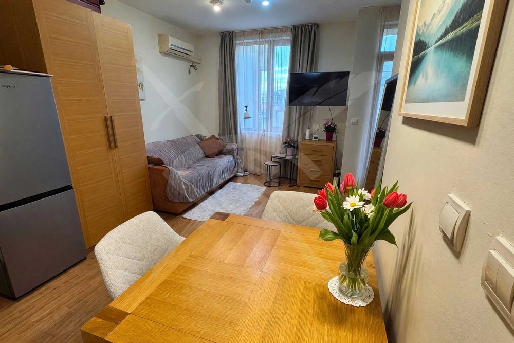 Продава се Едностаен апартамент в Свети Влас - 45 кв.м за 1934 €/кв.м - Снимка #2