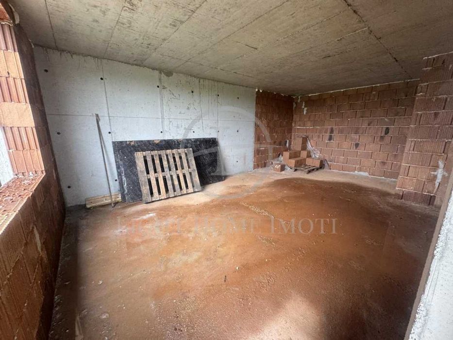 Продава се Двустаен апартамент в Пловдив, Тракия - 80 кв.м за 1150 €/кв.м - Снимка #4