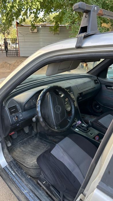 Продам мерседес с180