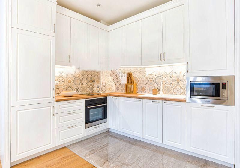 Дава се под наем Тристаен апартамент в София, Център - 90 кв.м за 1500 € - Снимка #13