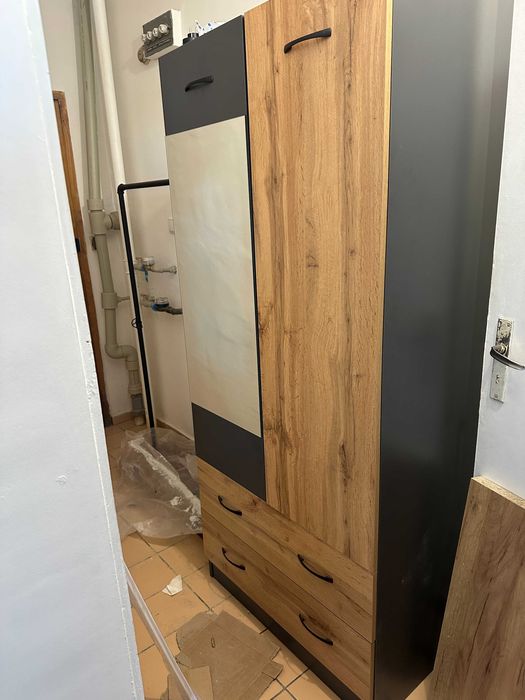 Двукрилен гардероб от серията "Аполо"