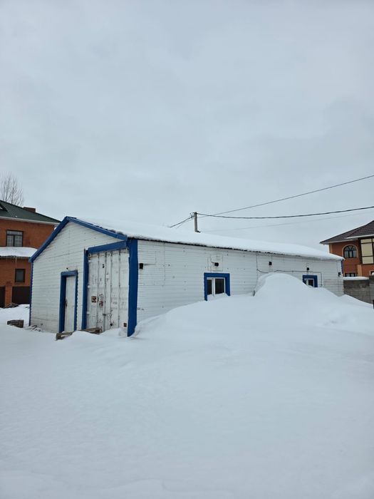 Продаётся контейнер  40т. Утепленный 3шт.