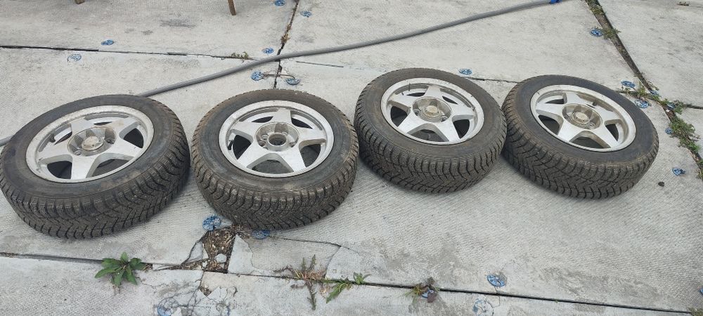 Продам зимнюю резину  Cordiant Cross 2