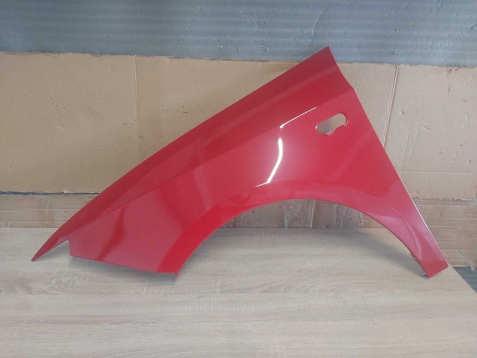 Aripa Fata Stanga Seat Ibiza 2008-2012 Vopsita Rosu
