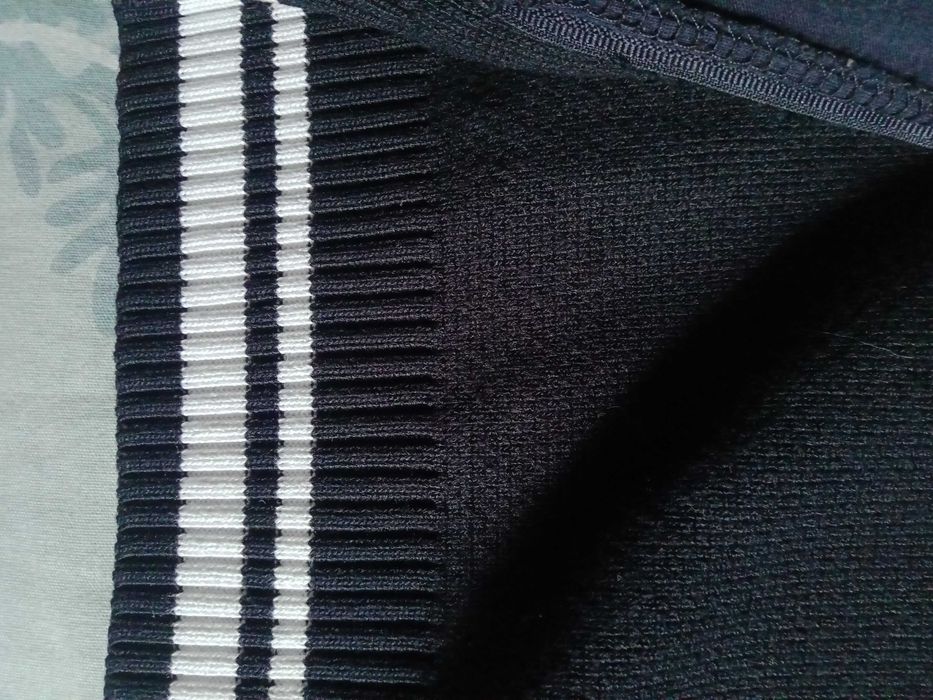 Рюкзак и теплая кофточка