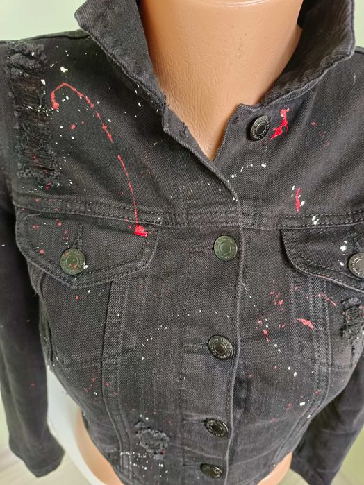 Дамско дънково яке – ръчна изработка с персонализиран диза