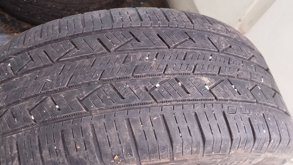 Гуми континентал  275/55/19