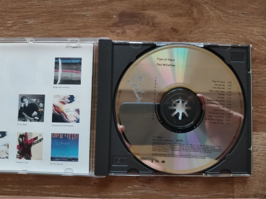 Компакт диски фирменные.