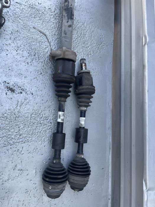 Полуоска БМВ 2 серия, Х1, Х2 (poluoska bmw f45, f48, f49)